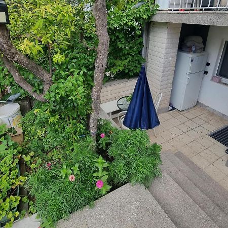 Split Apartment 外观 照片