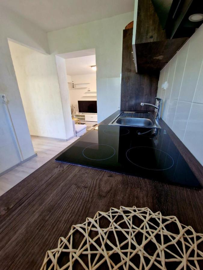 Split Apartment 外观 照片