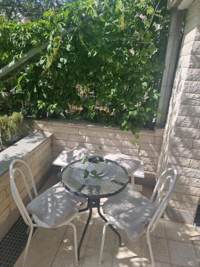 Split Apartment 外观 照片