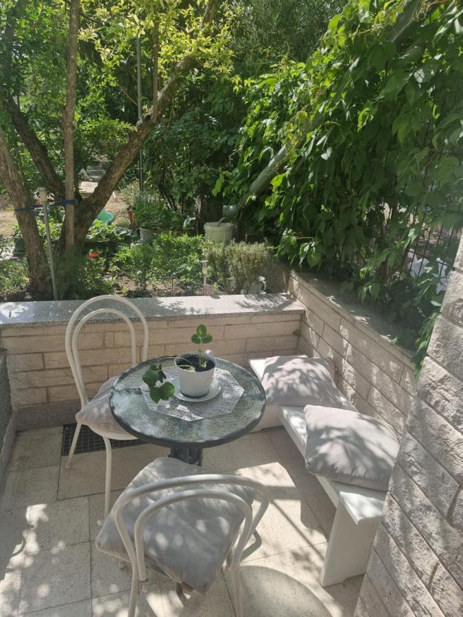 Split Apartment 外观 照片